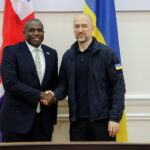 Στην Ουκρανία οι ΥΠΕΞ ΗΠΑ και Βρετανίας με στόχο την χαλάρωση των όρων χρήσης των δυτικών όπλων κατά της Ρωσίας