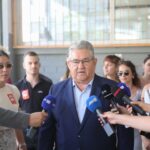 Επίσκεψη Δ. Κουτσούμπα σε σχολεία της Νέας Ιωνίας