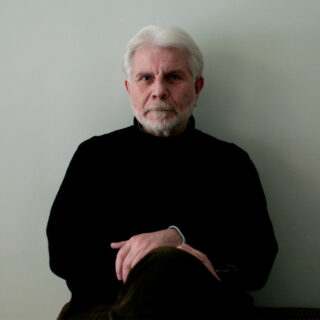 Ο Στέλιος Ελληνιάδης θυμάται τη νύχτα του πογκρόμ εναντίον των Ελλήνων της Κωνσταντινούπολης 