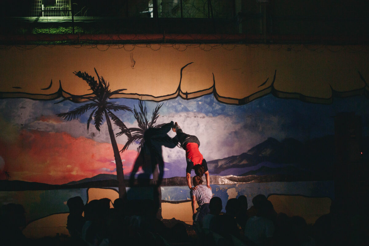 DANCELLS/DANCE/FESTIVAL 