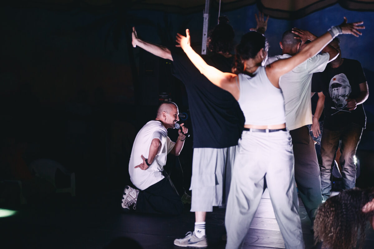 DANCELLS/DANCE/FESTIVAL 