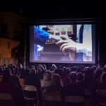 Το KinoFest δίνει νέα ζωή στους χώρους της ιστορικής οινοποιείας Castro Clauss και τους μετατρέπει σε θερινό σινεμά