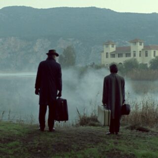 Η «τόσο κοντινή παρουσία» του Σταύρου Τσιώλη στην ταράτσα της Ταινιοθήκης