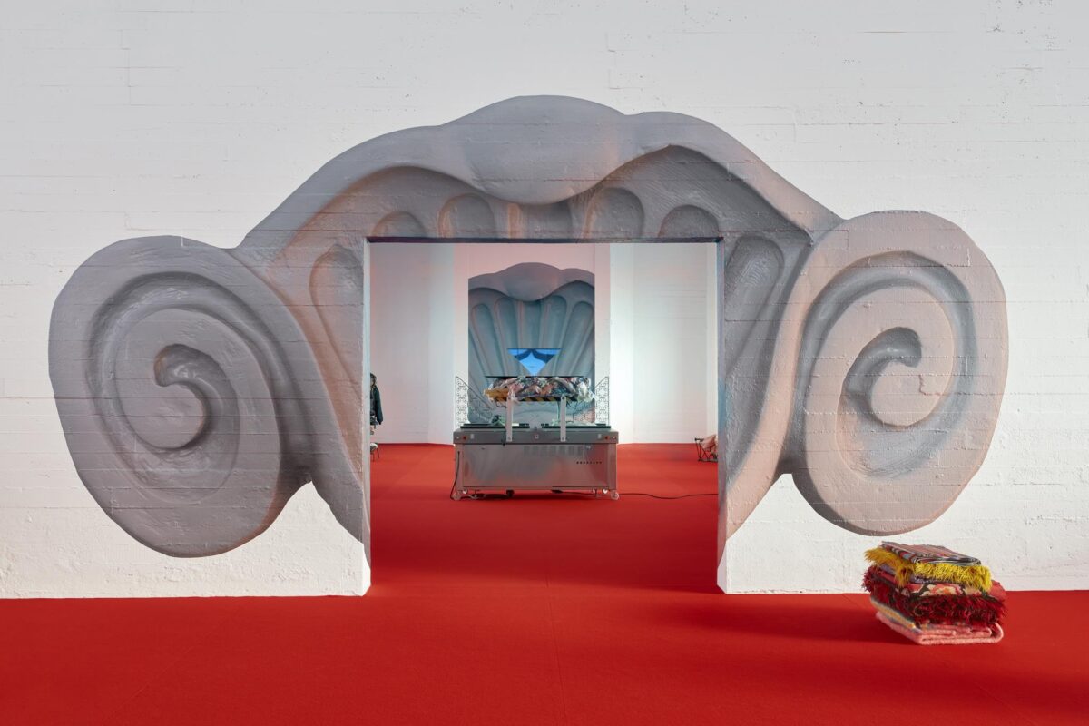 Δανάη Ανεσιάδου