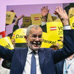 Αυστρία: Διαβουλεύσεις για τον σχηματισμό κυβέρνησης συνασπισμού