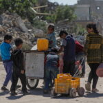 HRW: Το Ισραήλ διαπράττει έγκλημα πολέμου με τους εξαναγκαστικούς εκτοπισμούς στην Γάζα