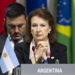 Αποπέμπεται η ΥΠΕΞ της Αργεντινής επειδή τάχθηκε ενάντια στο αμερικανικό εμπάργκο στην Κούβα