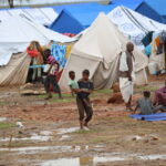 Σουδάν: Εκατοντάδες χιλιάδες άμαχοι παραμένουν εγκλωβισμένοι στην ελ Φάσερ