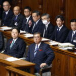 Εκλογές στην Ιαπωνία: Το κυβερνών κόμμα ενδέχεται να χάσει την πλειοψηφία μετά από 15 χρόνια