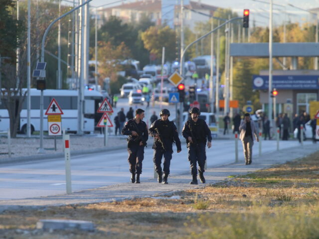Τουρκία: Πρώην μαθητής άνοιξε πυρ σε σχολείο και αυτοκτόνησε