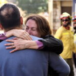 Πλημμύρες στην Ισπανία: «Δεν θα σας αφήσουμε μόνους», λέει στους κατοίκους ο Σάντσεθ – Η ΕΕ «έτοιμη να βοηθήσει»