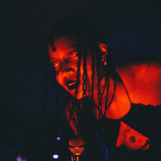 Noisy Words: Ο θόρυβος της καθημερινής ζωής έχει τη δική του ξεχωριστή γοητεία