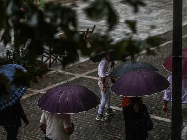 Ισχυρές βροχές και καταιγίδες τις επόμενες ημέρες – Σε ποιες περιοχές θα εκδηλωθούν