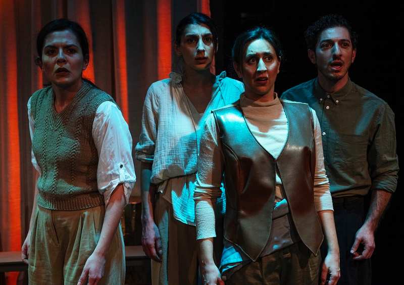 Παραστάσεις σε επανάληψη