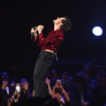 People: Αυτός είναι ο πιο σέξι μουσικός για το 2024