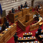 Βουλή: Η Ολομέλεια τίμησε με ενός λεπτού σιγή την επέτειο του Πολυτεχνείου