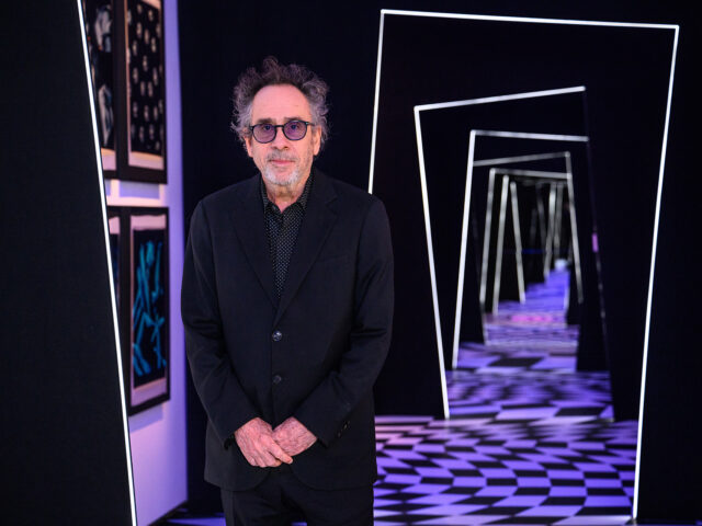 Μπήκαμε στον κόσμο του Tim Burton, τον γεμάτο τέρατα, ήρωες και ευάλωτες ψυχές