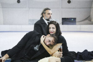 Ο Αργύρης Ξάφης, η Καρένινα και ένα κινητό ανοιχτό εν μέσω παράστασης