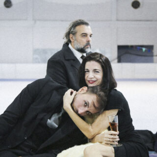 Ο Αργύρης Ξάφης, η Καρένινα και ένα κινητό ανοιχτό εν μέσω παράστασης