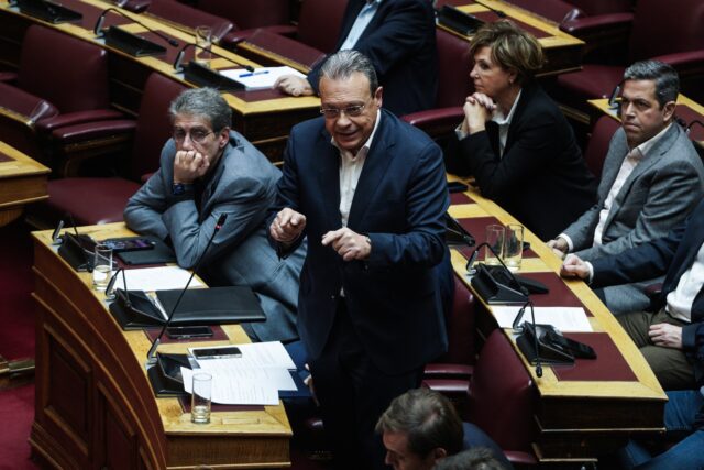 Βουλή: Δύο επίκαιρες ερωτήσεις προς τον πρωθυπουργό επανακατέθεσε ο Σωκράτης Φάμελλος