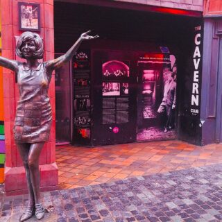 Liverpool Calling: Χριστουγεννιάτικη βόλτα στο χθες και το σήμερα της πόλης των θρύλων