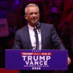 ΗΠΑ: Δεκάδες νομπελίστες κατά της επιλογής του Ρόμπερτ Κένεντι στο υπουργείο Υγείας