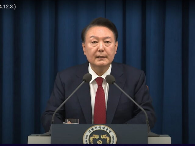 Νότια Κορέα: Ζητήθηκε η θανατική ποινή για τον πρώην πρόεδρο Γιουν