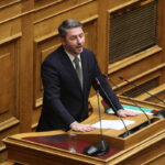 Νίκος Ανδρουλάκης: «Για άλλη μια φορά, πουλάτε φύκια για μεταξωτές κορδέλες»