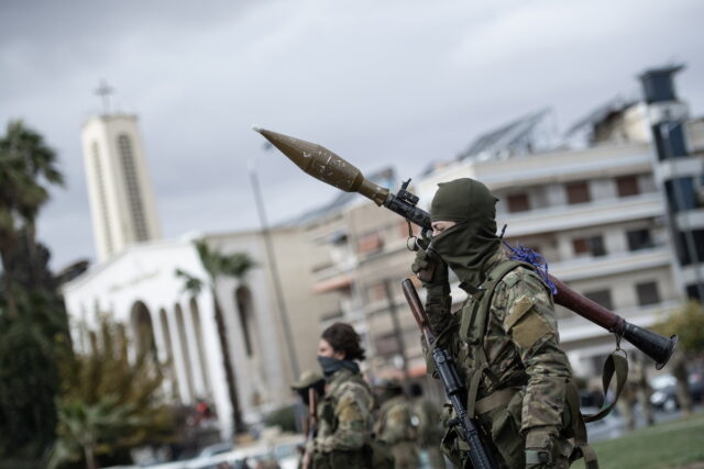 Συρία: Τζιχαντιστές προάγονται στους κόλπους του στρατού