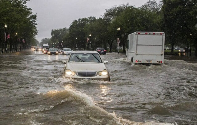 Τι απαντά η ΕΥΔΑΠ για τα πλημμυρικά φαινόμενα στη Λ. Ποσειδώνος