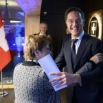 Μ. Ρούτε από Νταβός: Η Ευρώπη «θα πληρώσει τον λογαριασμό» για τα αμερικανικά όπλα στην Ουκρανία