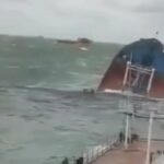 Η πετρελαιοκηλίδα στη Ρωσία και την Κριμαία συνεχίζει να εξαπλώνεται