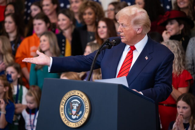 ΠΟΥ: Τι ζητάει ο Τραμπ για να μην αποχωρήσουν οι ΗΠΑ από τον οργανισμό