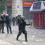 Τέμπη: Στους 29 οι τραυματίες από τα επεισόδια στο Σύνταγμα