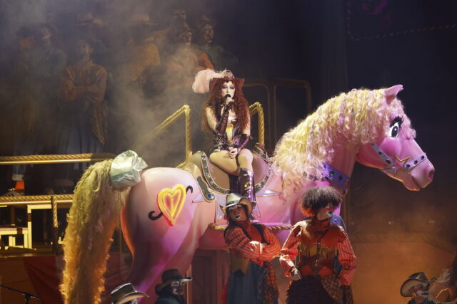 «The Giver»: Το νέο τραγούδι της Τσάπελ Ρόουν κυκλοφορεί στις 13 Μαρτίου