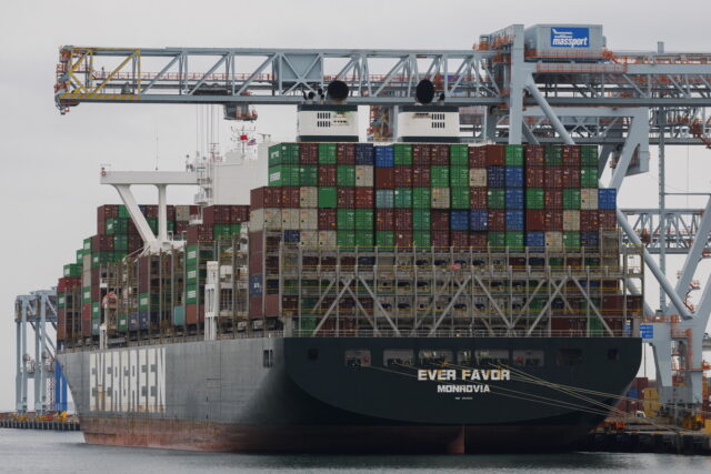 Σε ισχύ από σήμερα οι δασμοί των ΗΠΑ σε Καναδά και Μεξικό – Στο 20% οι δασμοί σε κινεζικά προϊόντα