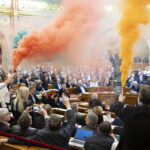 Ουγγαρία: Το κοινοβούλιο ενέκρινε νόμο που απαγορεύει την Παρέλαση Υπερηφάνειας