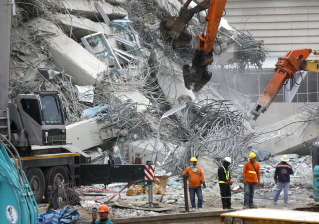 Μιανμάρ: Ξεπέρασαν τους 2.000 οι νεκροί από τον σεισμό