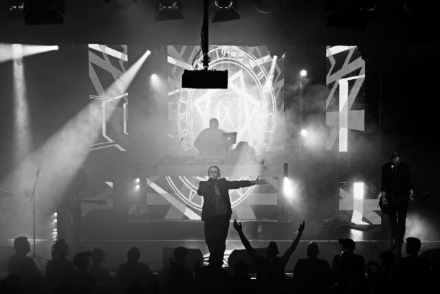 Η θρυλική μπάντα The Cassandra Complex για μία εκρηκτική συναυλία στην Αθήνα