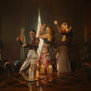 Πώς τους έσβησες όλους, Μαρίνα;