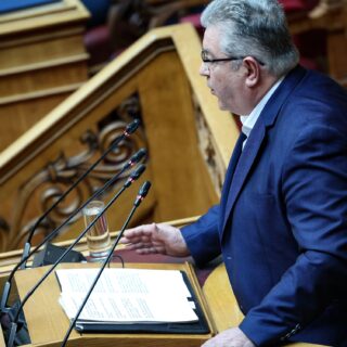 Δ. Κουτσούμπας: «Σήμερα η κυβέρνηση ολοκληρώνει ένα ακόμη επεισόδιο της συγκάλυψης για τα Τέμπη»