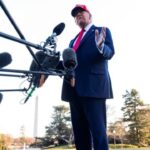 Ο Τραμπ το κάνει επίσημο, τα αγγλικά αναγνωρίζονται ως η επίσημη γλώσσα της Αμερικής