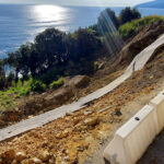 Κατέρρευσε λίγο πριν παραδοθεί ο νέος παραλιακός δρόμος στη Θεσσαλία