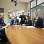 Επέκταση του επιδόματος κώφωσης ανακοίνωσε ο Κυρ. Μητσοτάκης