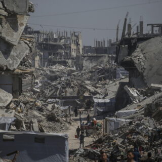 Γάζα: Τουλάχιστον 50 νεκροί σε βομβαρδισμούς του Ισραήλ