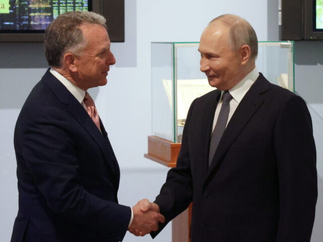 Πόλεμος στην Ουκρανία: Στη Μόσχα ο απεσταλμένος του Τραμπ