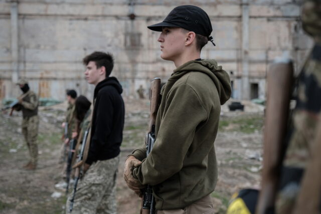 Ουκρανία: Το Κοινοβούλιο παρατείνει τον στρατιωτικό νόμο έως τον Αύγουστο