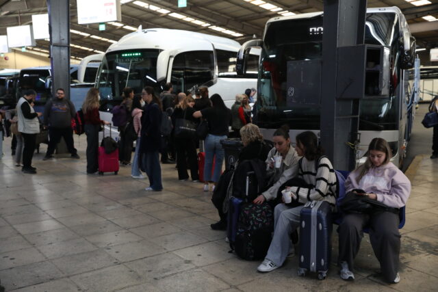 Αυξημένη κίνηση σε εθνικές οδούς και ΚΤΕΛ για το Πάσχα