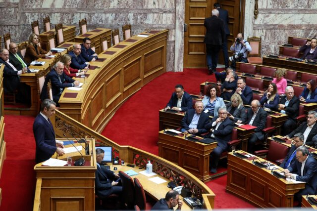 Eνημέρωση της Βουλής από τον πρωθυπουργό για τα εξοπλιστικά