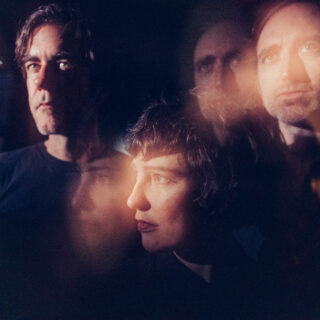 10 τραγούδια των A Place to Bury Strangers που θα σε αναστατώσουν όσο και το live τους